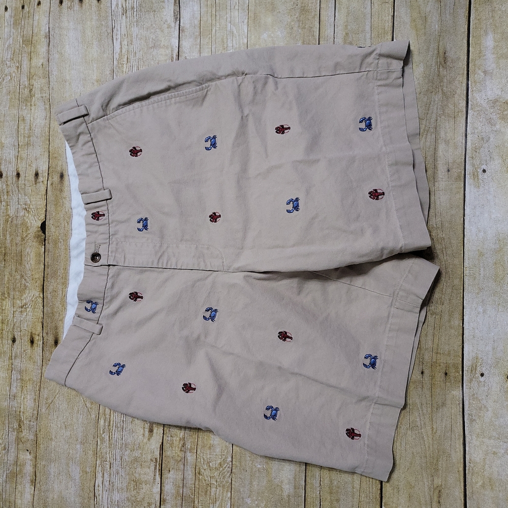 Brooks Brothers embroidered mens shorts